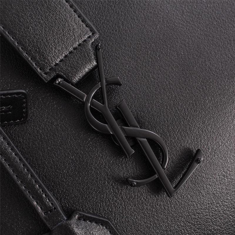 Amelia - YSL Bag - 2552