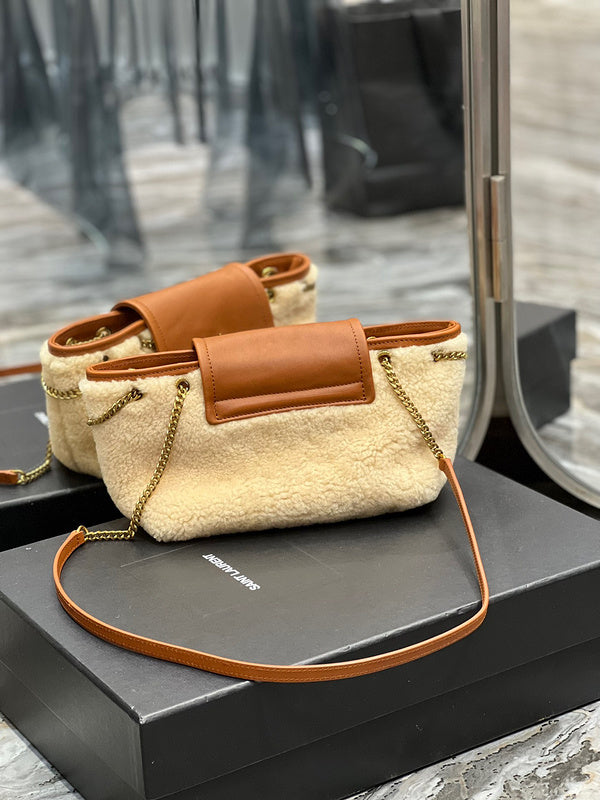 Amelia - YSL Bag - 4224