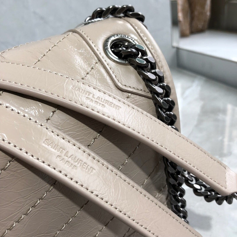 Amelia - YSL Bag - 4050