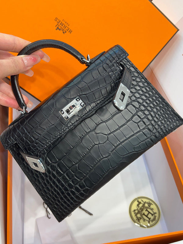 Amelia - HMS Bags - 1430