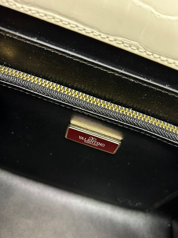 Amelia- VEL WOMEN LUXURY BAGS - 532