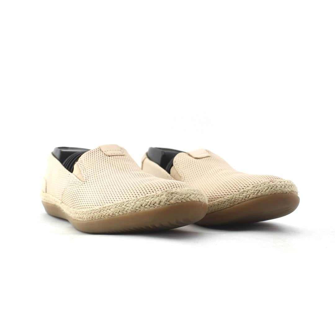 CLARKS COLLECTION