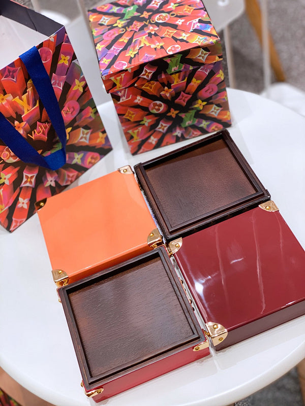 Fan Fashion Lu-Vi bags - 17804