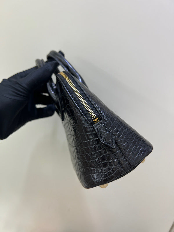 Amelia - HMS Bags - 1677