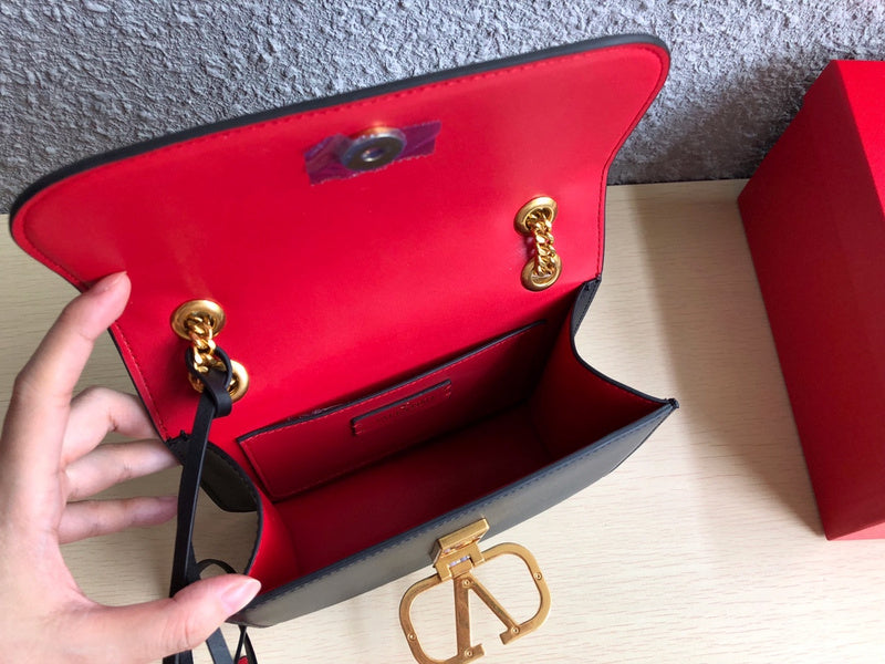 Amelia's Bag Gallery - VEL Bags - 1286