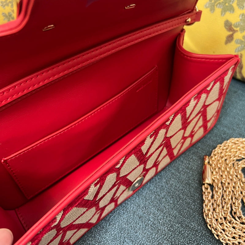 Amelia's Bag Gallery - VEL Bags - 398
