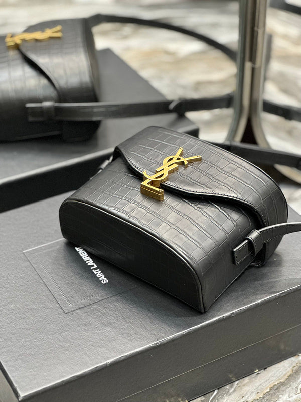 Amelia - YSL Bag - 2514
