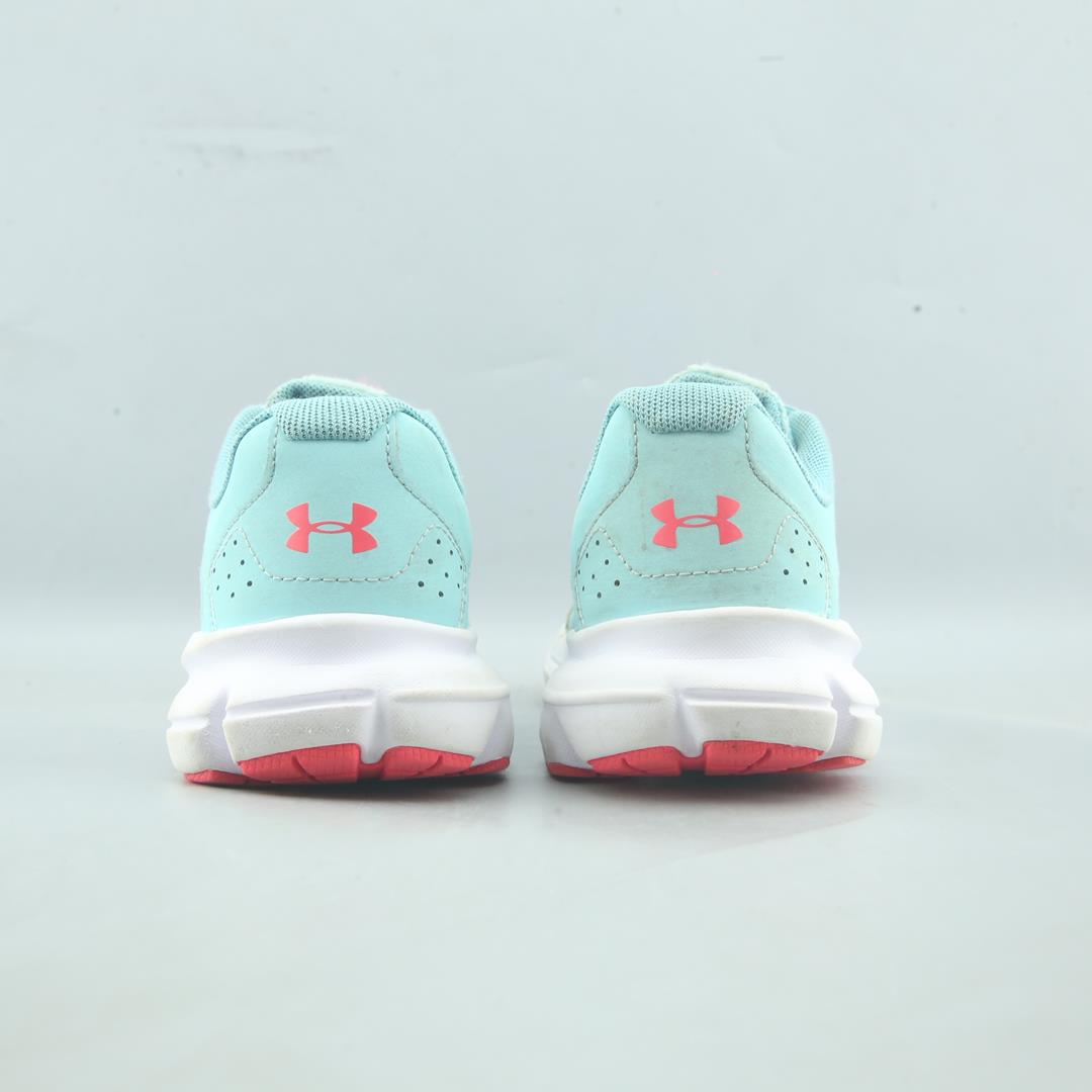 UNDER ARMOUR RAVE 2