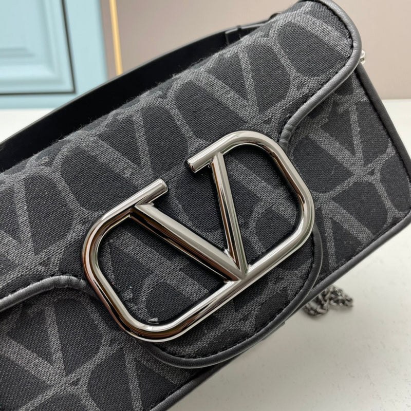 Amelia's Bag Gallery - VEL Bags - 123