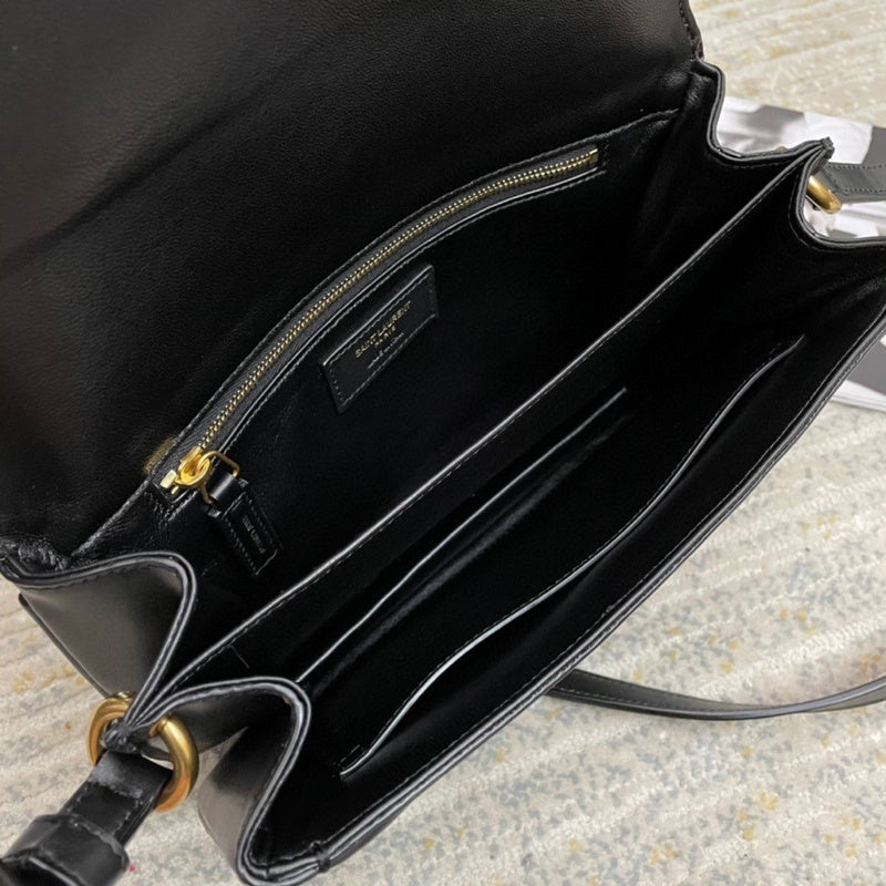 Amelia - YSL Bag - 3819