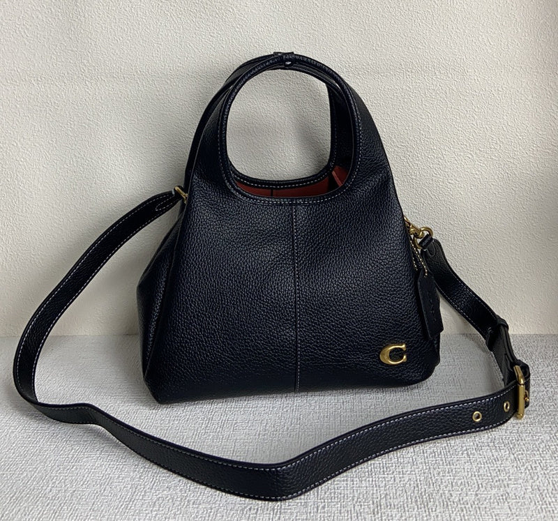 Amelia-i CAH Bags - 040