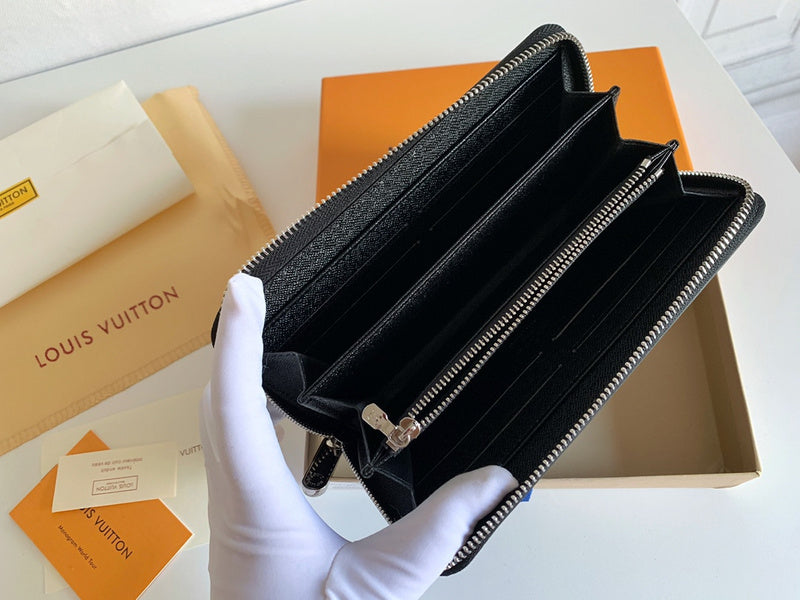 Amelia- LOV  Luxury  Wallets - 733