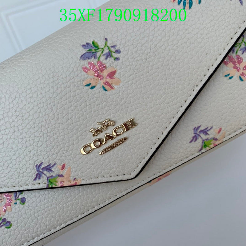 Amelia - CAH Wallet - 076