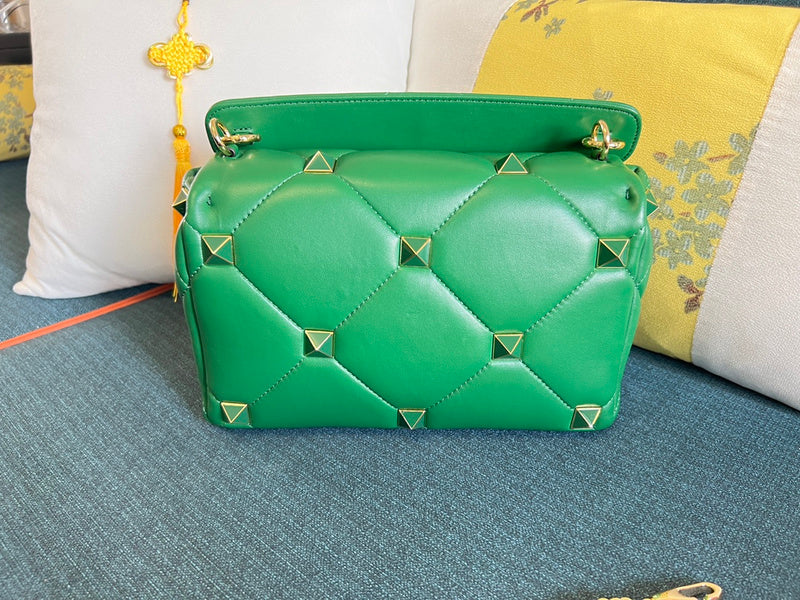 VAL LUXURY BAGS - FOR FASHION LOVERS  AFFORDABLE LUXURY BAGS- 1118