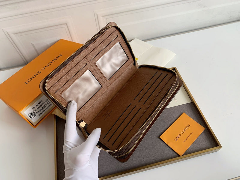 Amelia- LOV  Luxury  Wallets - 690