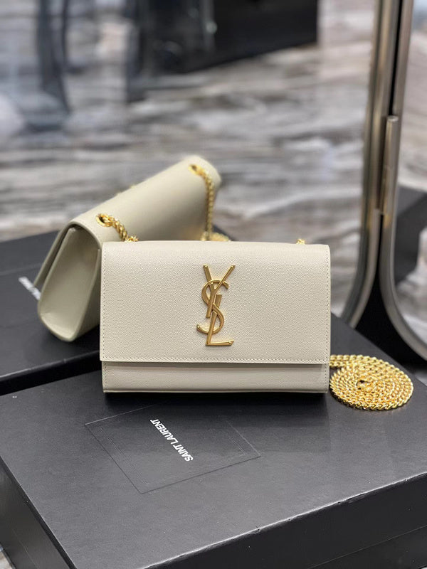Amelia - YSL Bag - 2030