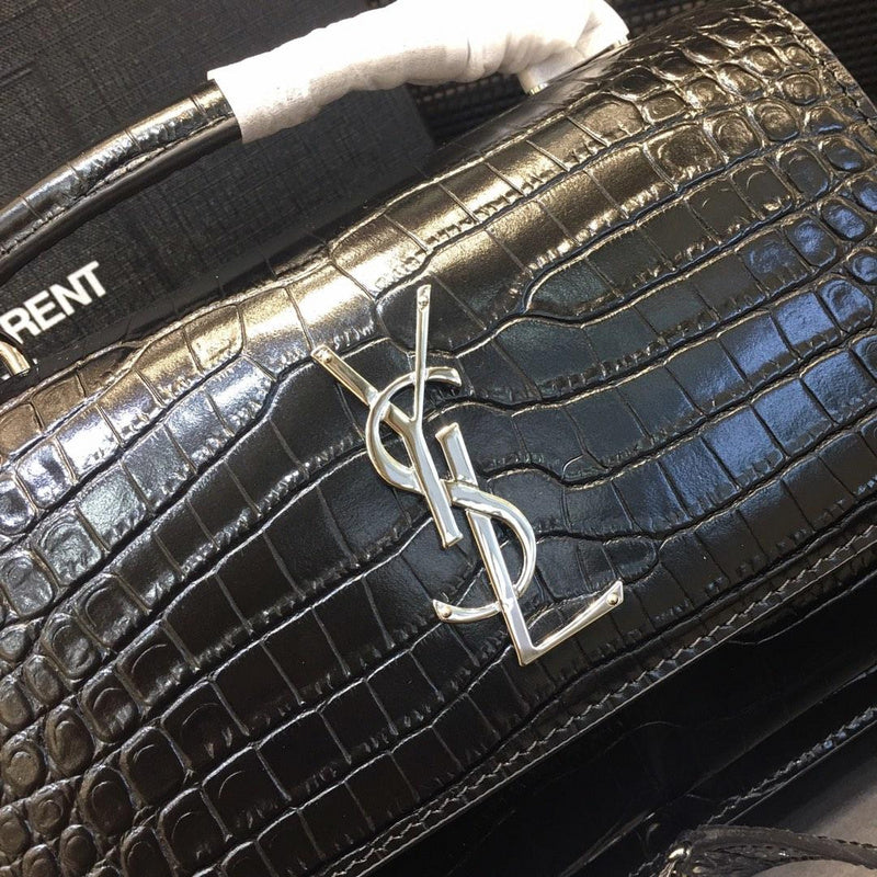Amelia - YSL Bag - 2684