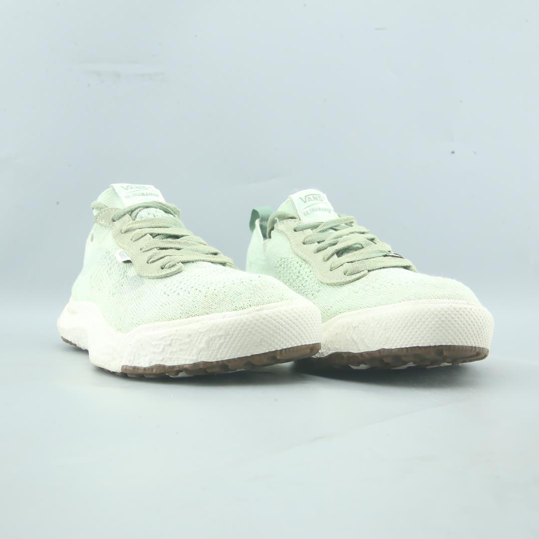 VANS ULTRARANGE