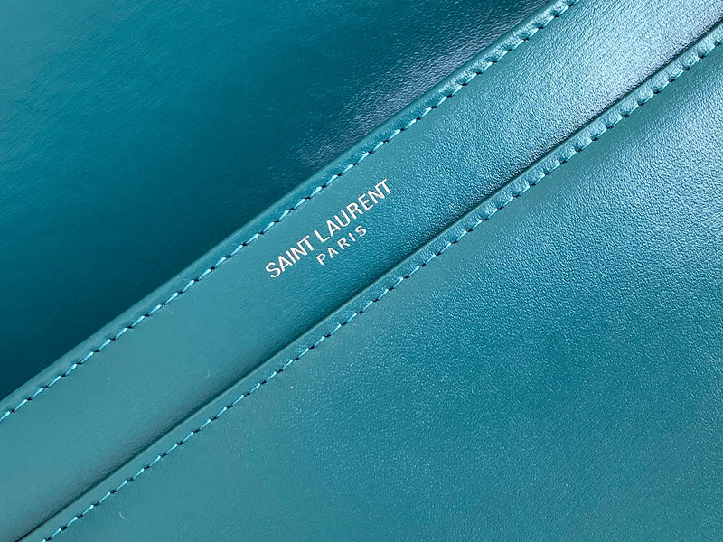Amelia - YSL Bag - 4110