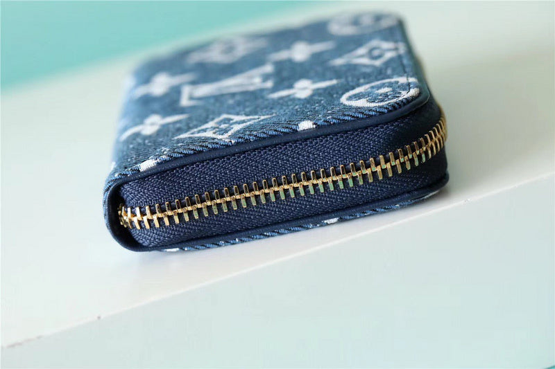 Fan Fashion Lu-Vi bags - 8880