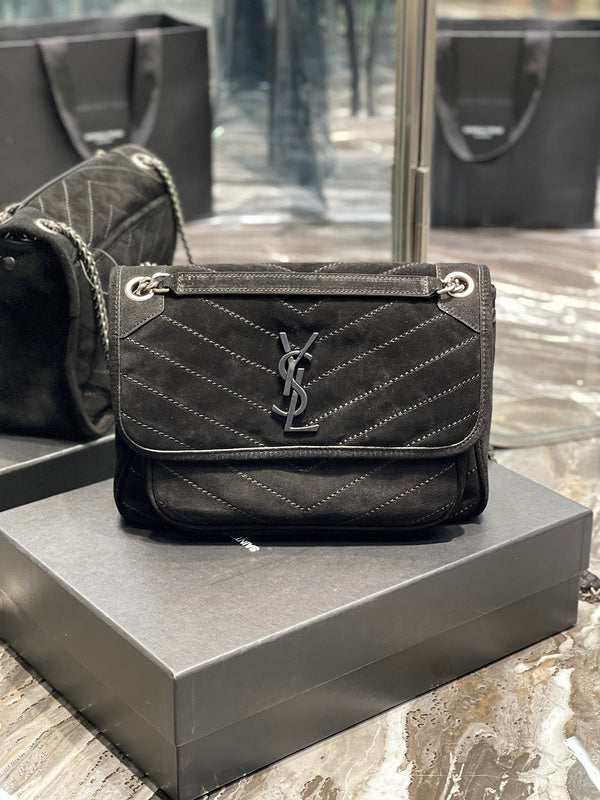 Amelia - YSL Bag - 3684