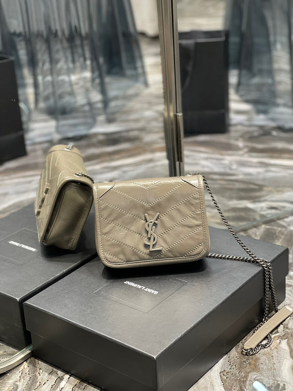 Amelia - YSL Bag - 3950