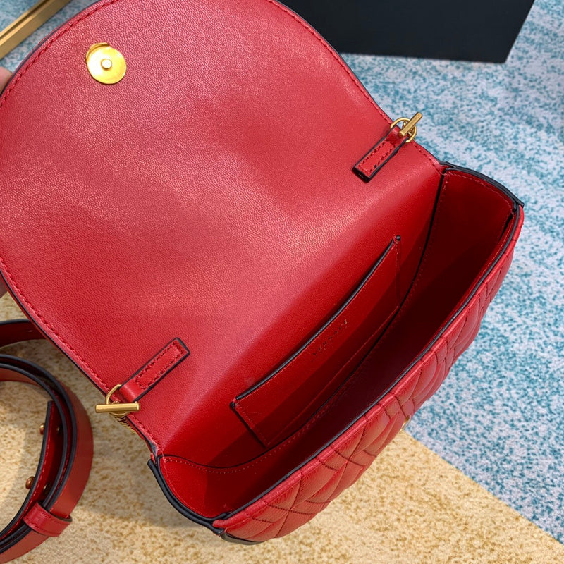 Amelia's Bag Gallery - VAR Bags - 313