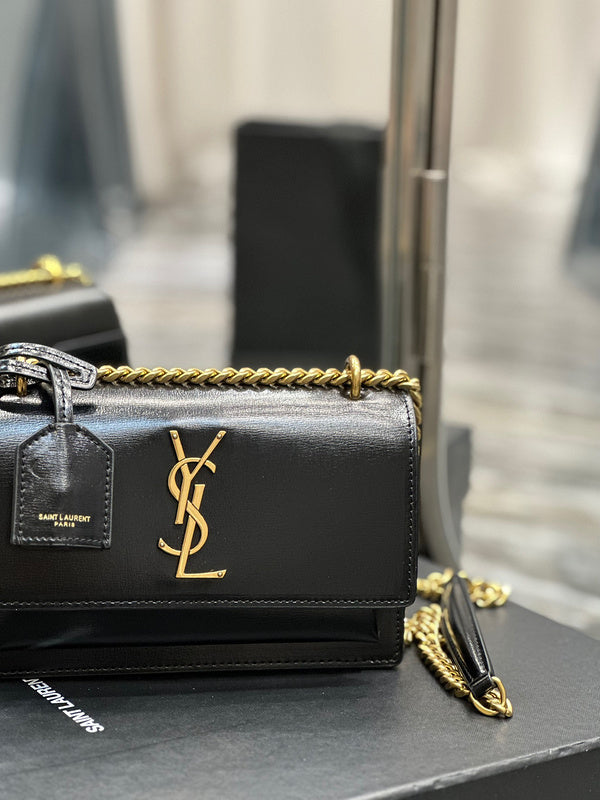 Amelia - YSL Bag - 1968