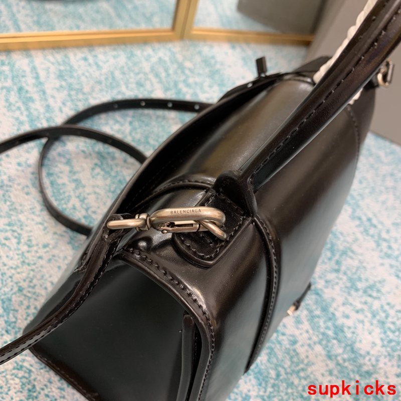 Amelia- BG Hourglass Bags - 162