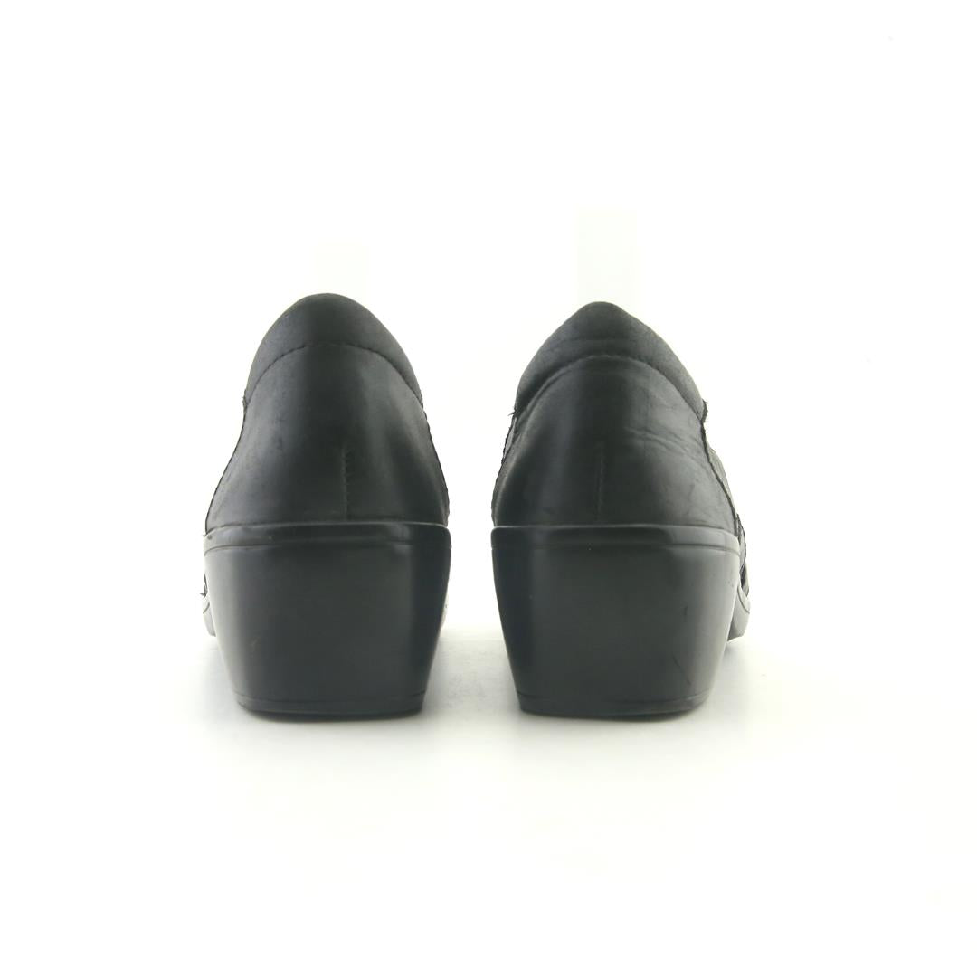 CLARKS SOFT CUSHION