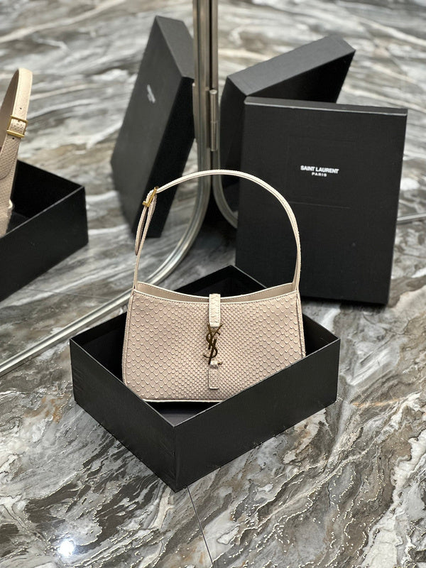 Amelia - YSL Bag - 2492