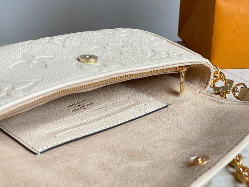 Amelia's Bag Gallery - LOV Bags - 942