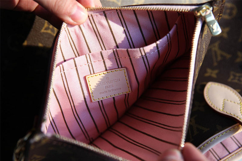 Fan Fashion Lu-Vi bags - 8105