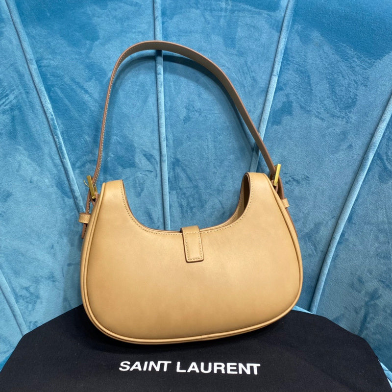 Amelia - YSL Bag - 2128