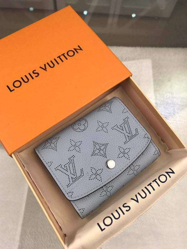 Fan Fashion Lu-Vi bags - 9152