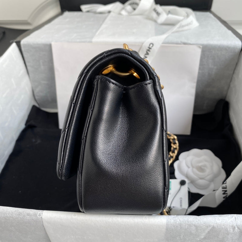 Wellow Bags - Chanel - Bags  - 752
