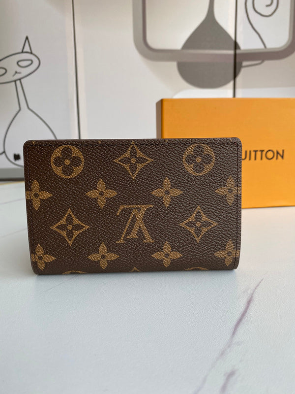 Amelia-LAON - All Wallets - 037