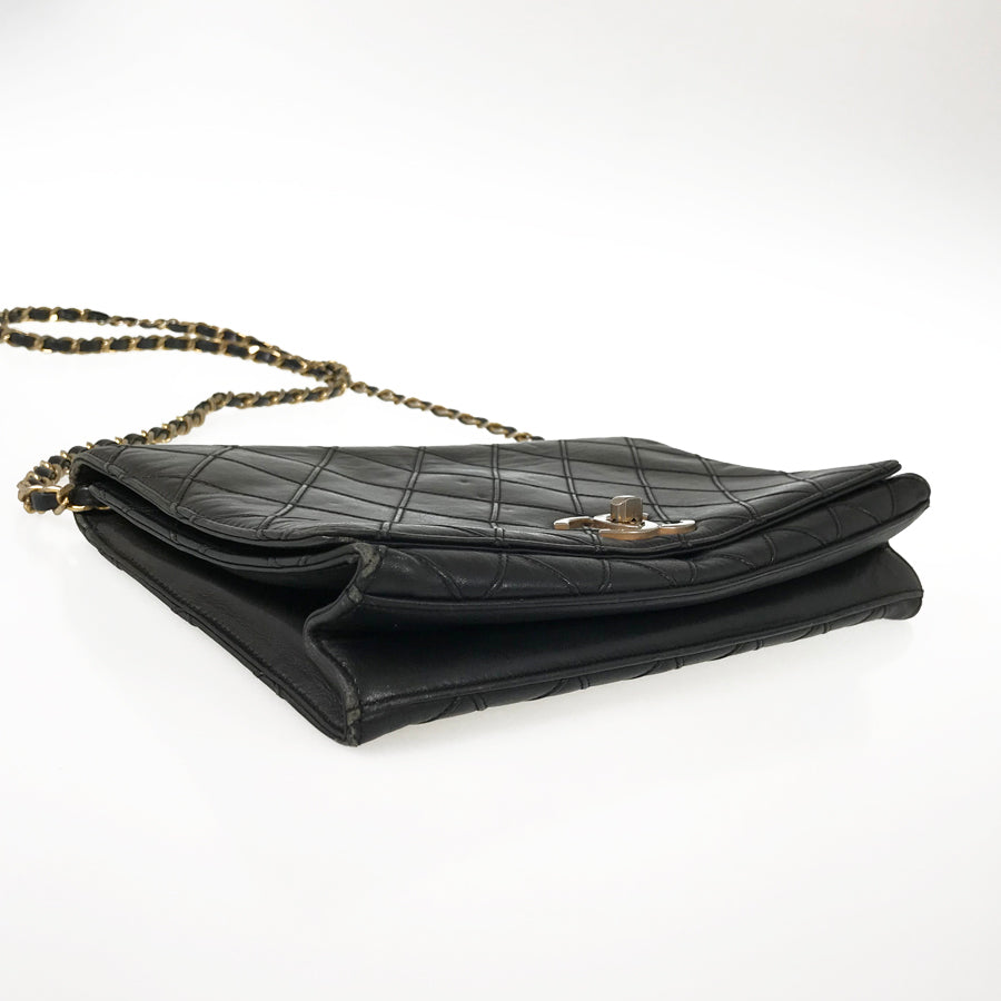 CHANEL Bicolore Shoulder bag
