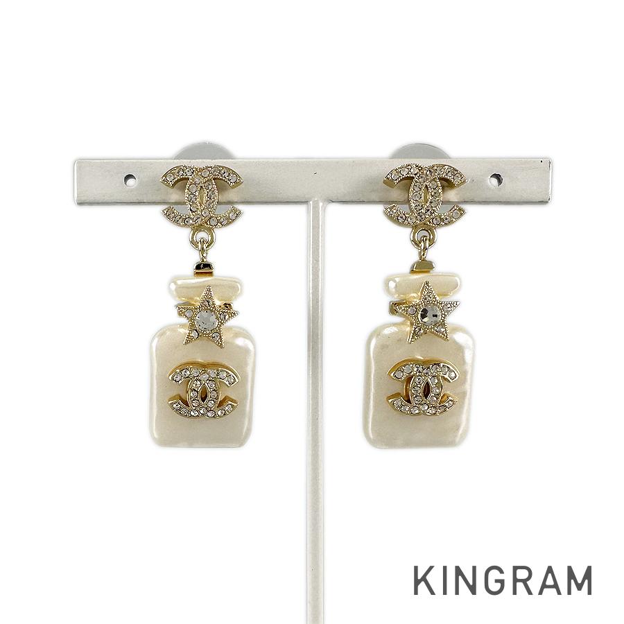 CHANEL Earring