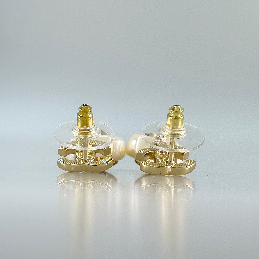 CHANEL Earring