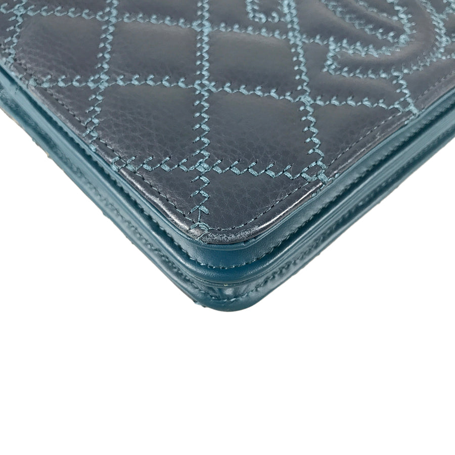 CHANEL Matelasse Wallet bag