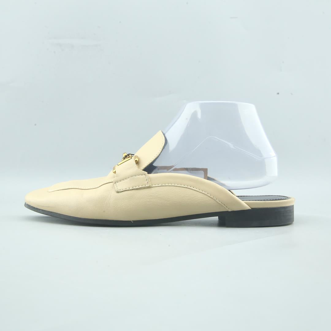 MASSIMO DUTTI  .