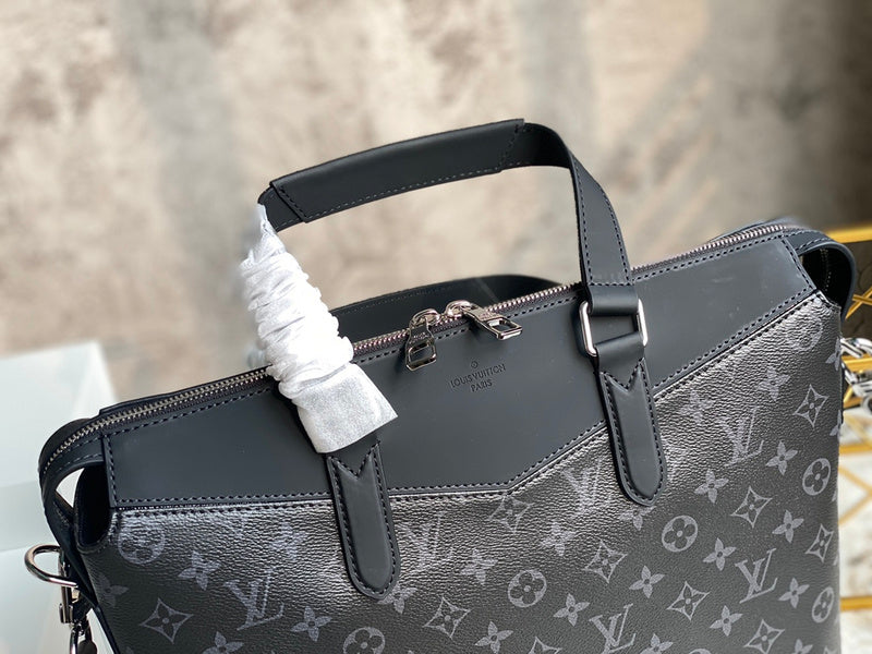 Fan Fashion Lu-Vi bags - 17177