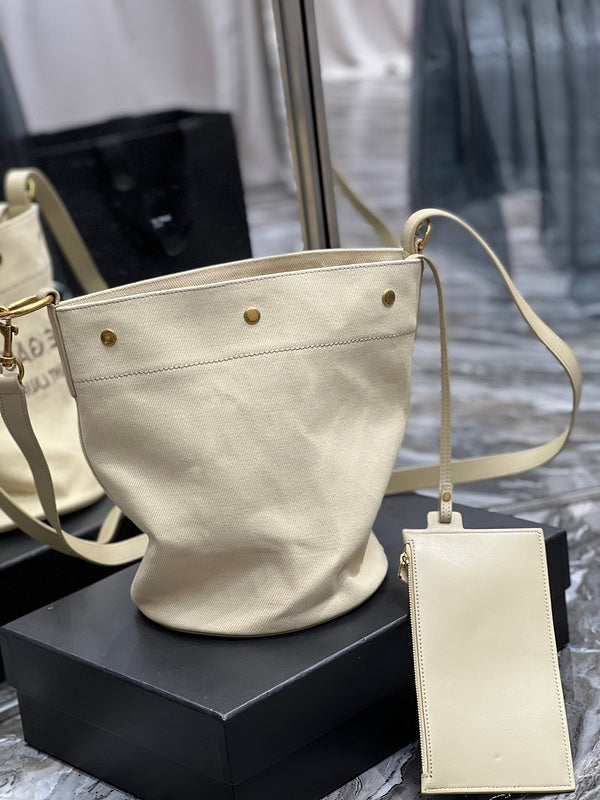 Amelia - YSL Bag - 4213