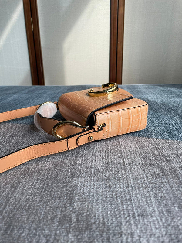 Amelia's Bag Gallery - CLE Bags - 677