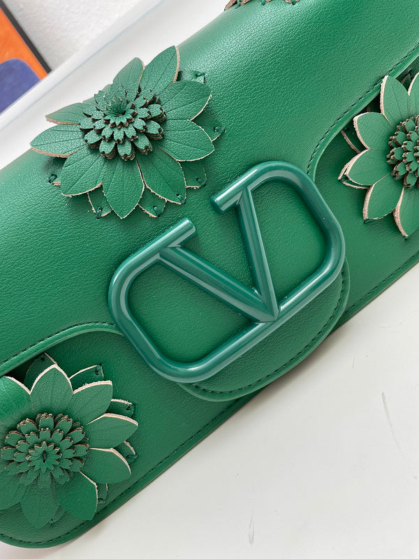 Amelia's Bag Gallery - VEL Bags - 175
