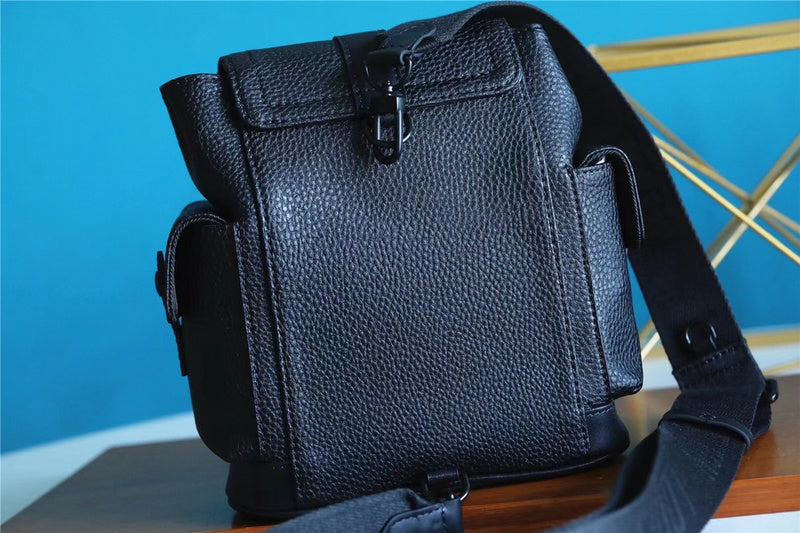 Fan Fashion Lu-Vi bags - 9652