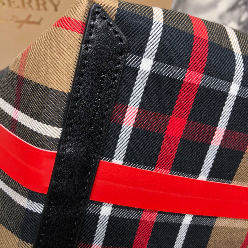 Burberry Bags - Bagsattire   358