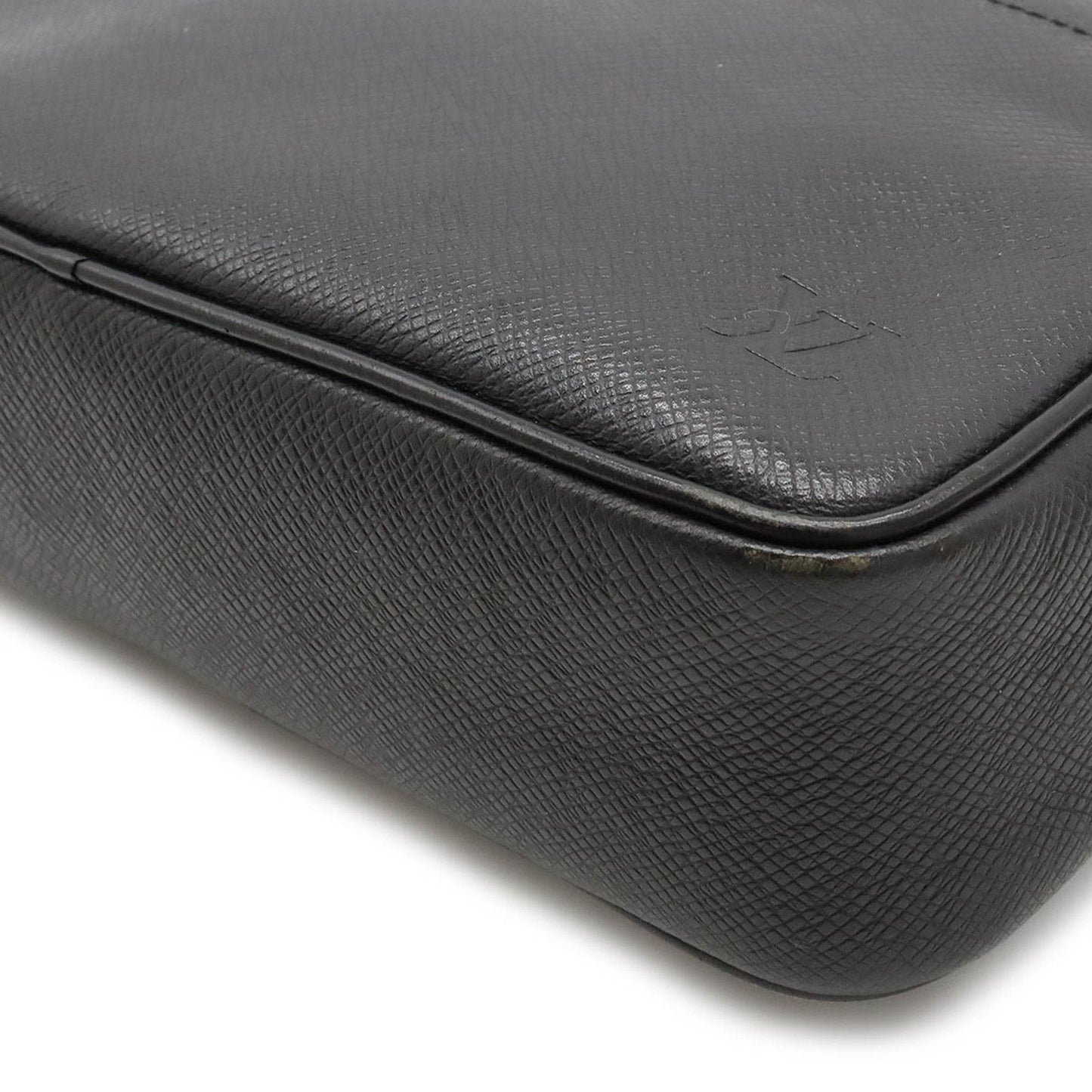 Louis Vuitton Kaluga  Leather Clutch Bag