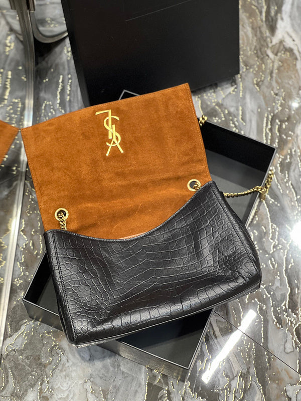 Amelia - YSL Bag - 3782